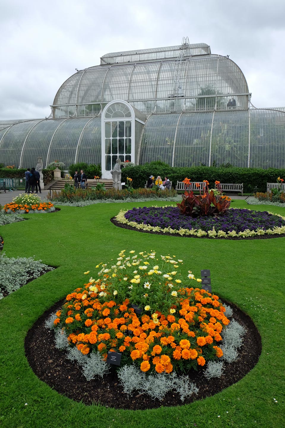  Bedding. Colour Natural Gardens. Garden Maintenance  
